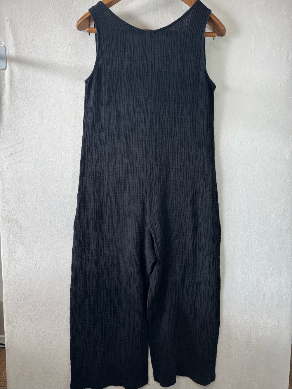 Smash + Tess Black Textured Sleeveless Wide-Leg Jumpsuit Small - Picture 2 of 8